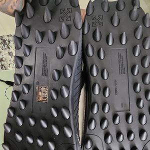 Off white odyssey 1000 size 48